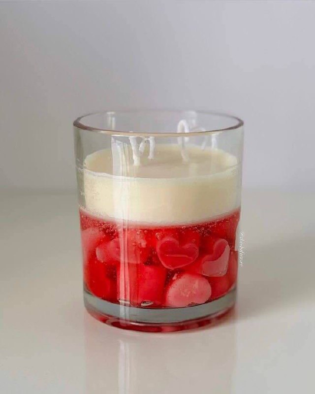 Crimson Heartlight Candle
